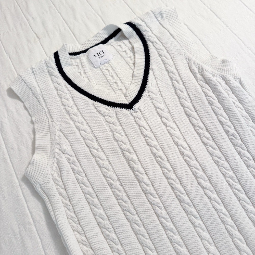 VICI Cable Knit Sleeveless Dress MEDIUM White 100% Cotton V Neck Preppy Golf - Picture 2 of 10